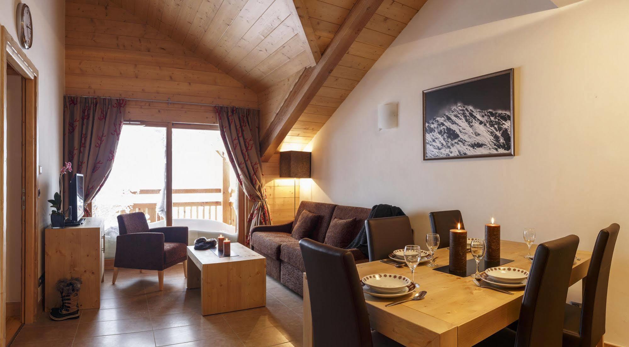 Cgh Boutique Le Napoleon Aparthotel Montgenèvre